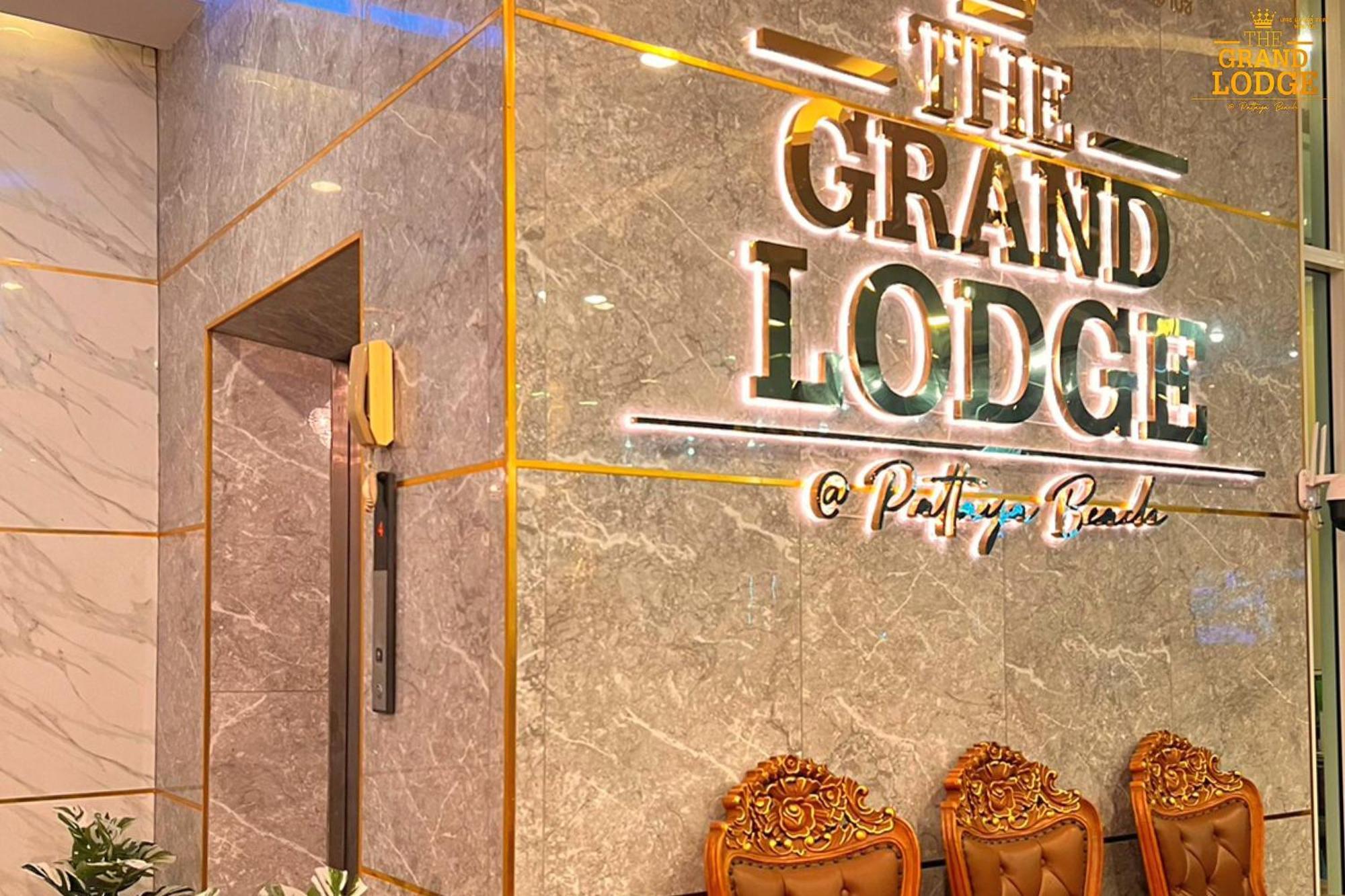 The Grand Lodge Pattaya Esterno foto