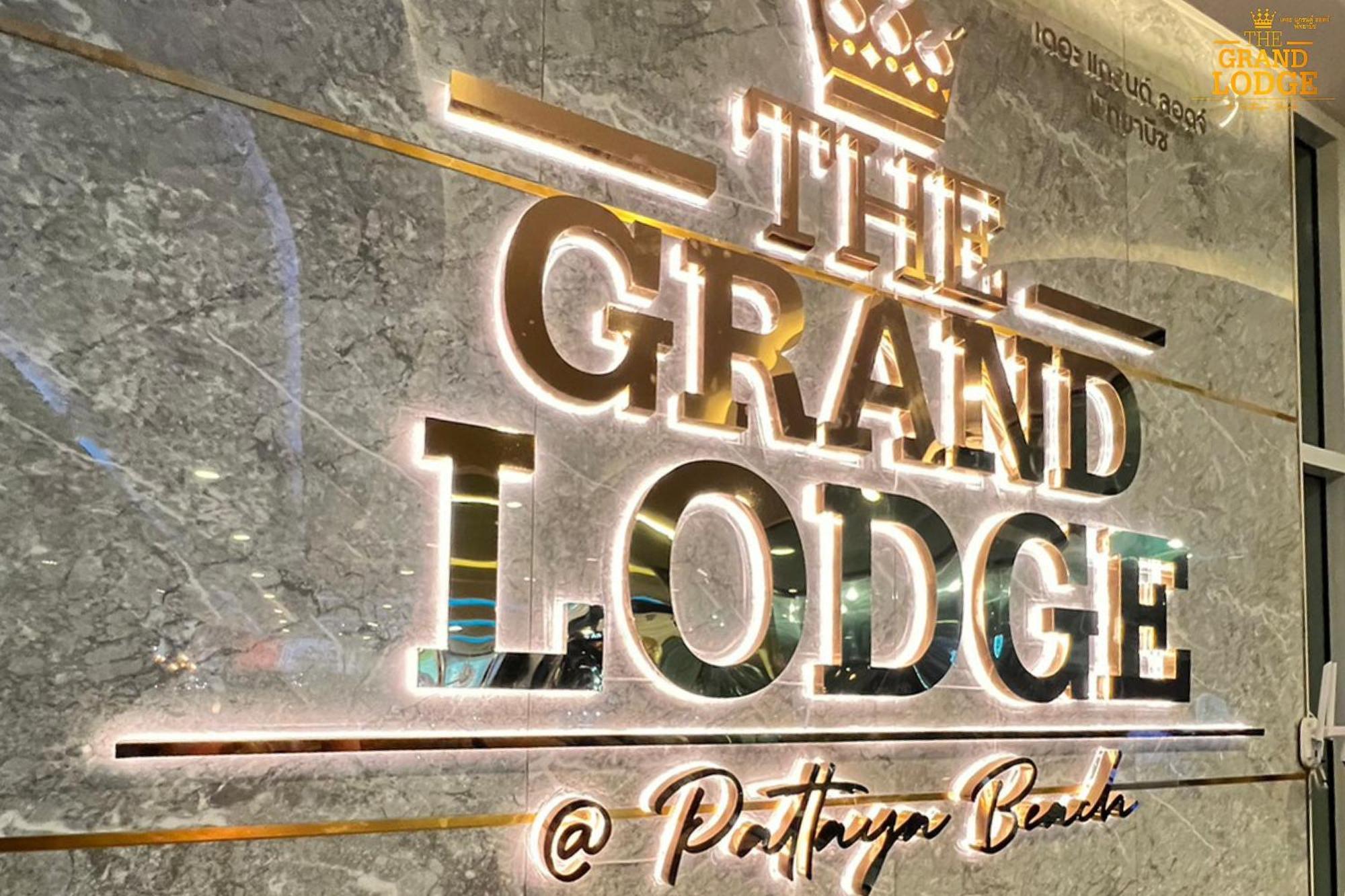 The Grand Lodge Pattaya Esterno foto