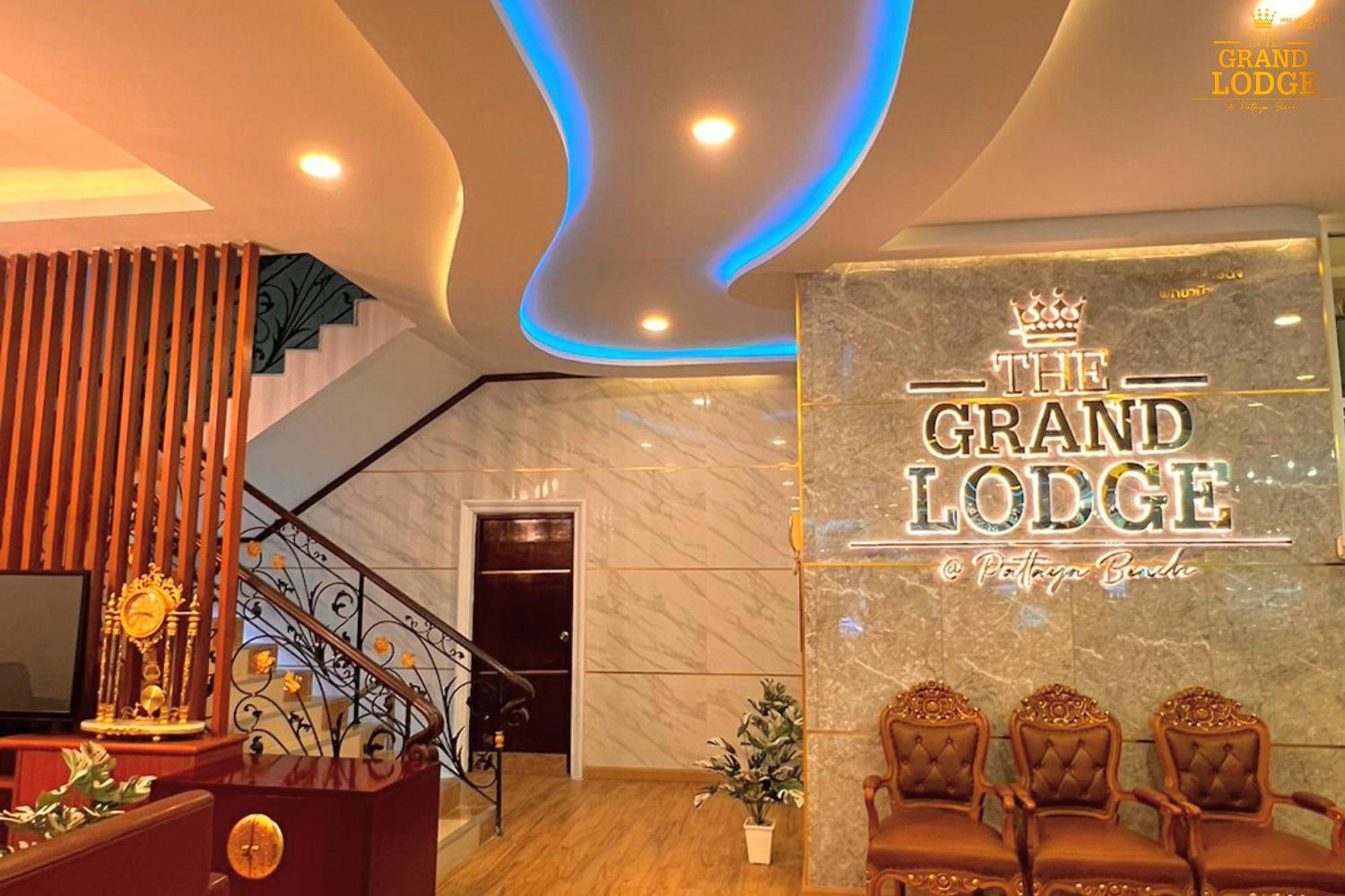 The Grand Lodge Pattaya Esterno foto